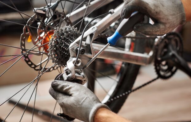 Des ateliers de réparation vélo à la Maison ECO